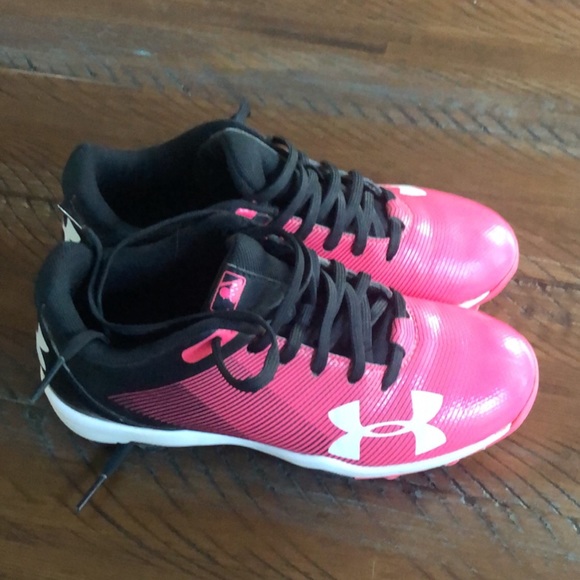 Under Armour Other - Size 1 girls under armor cleats